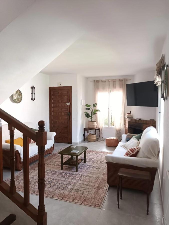 Villa Nueva Nerja Pueblo Andaluz Casa Grafton Esterno foto