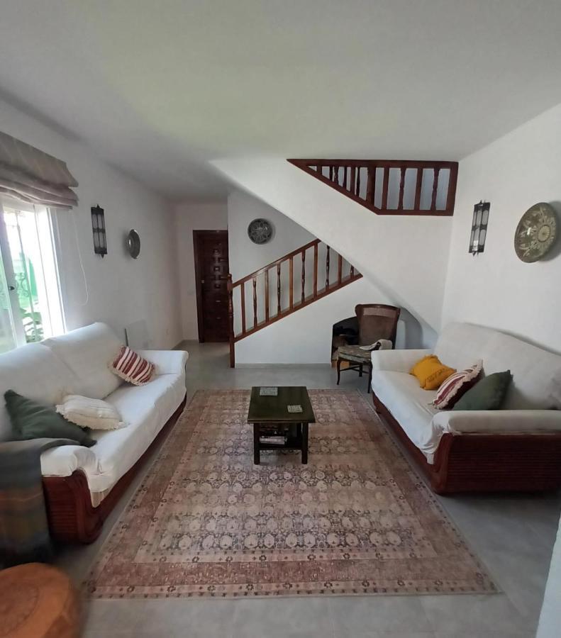 Villa Nueva Nerja Pueblo Andaluz Casa Grafton Esterno foto
